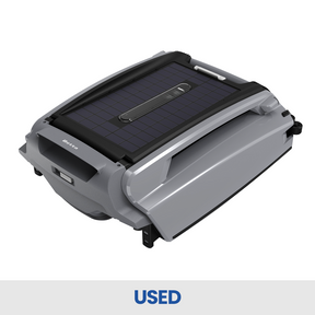 Betta SE Plus - Solar-Powered Robotic Pool Skimmer (Used)