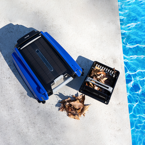 Betta SE - Solar-Powered Robotic Pool Skimmer